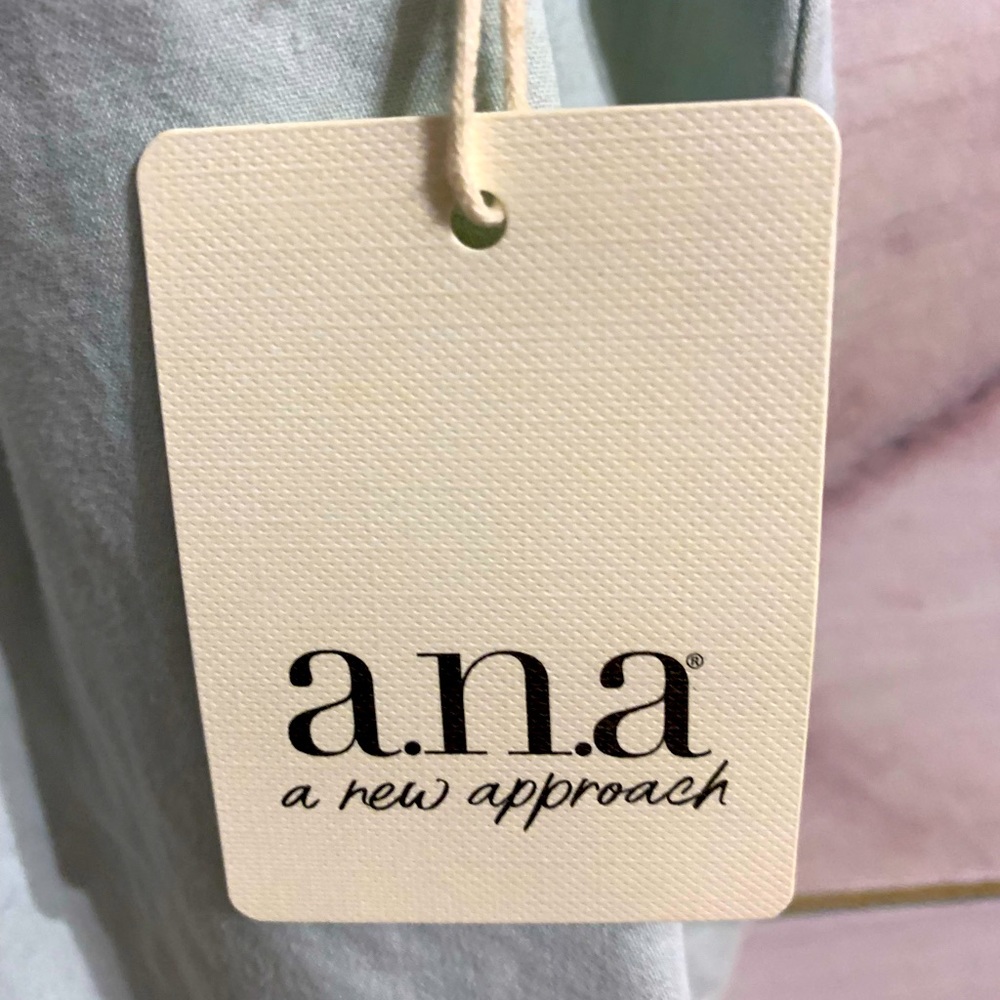 a.n.a. A New Approach Tank Top - Picture 7 of 7
